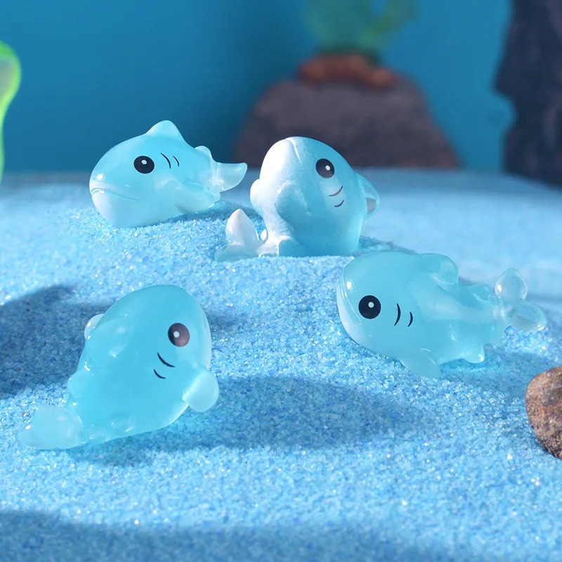 4pcs Luminous Shark Ornament S - огляд і ціна Aquarium Fish Shark